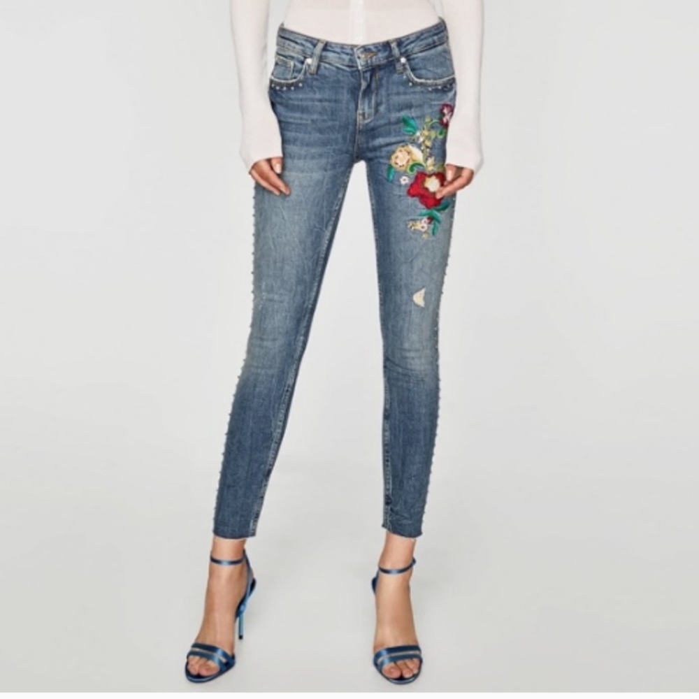 Zara Distressed studded floral embroidered skinny jeans